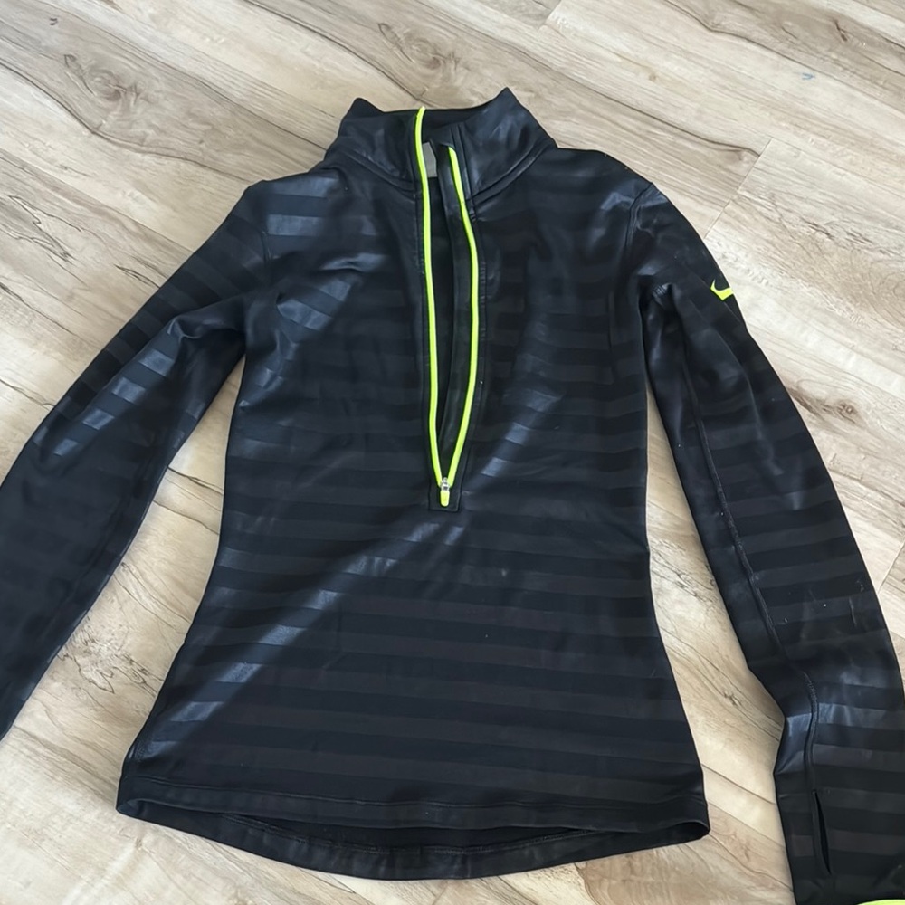 Nike Black Long Sleeve Fitted Top